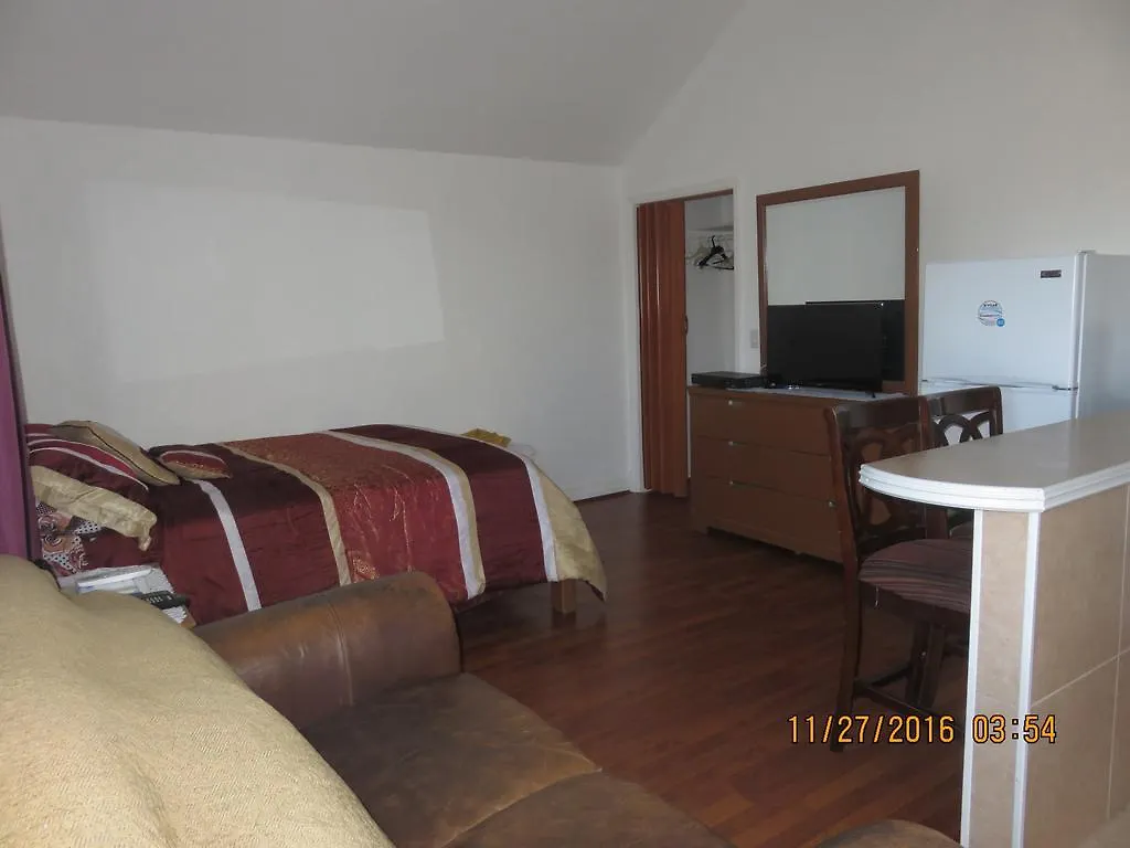 Winton Retreat Studio Apartment Nassau Bahamas