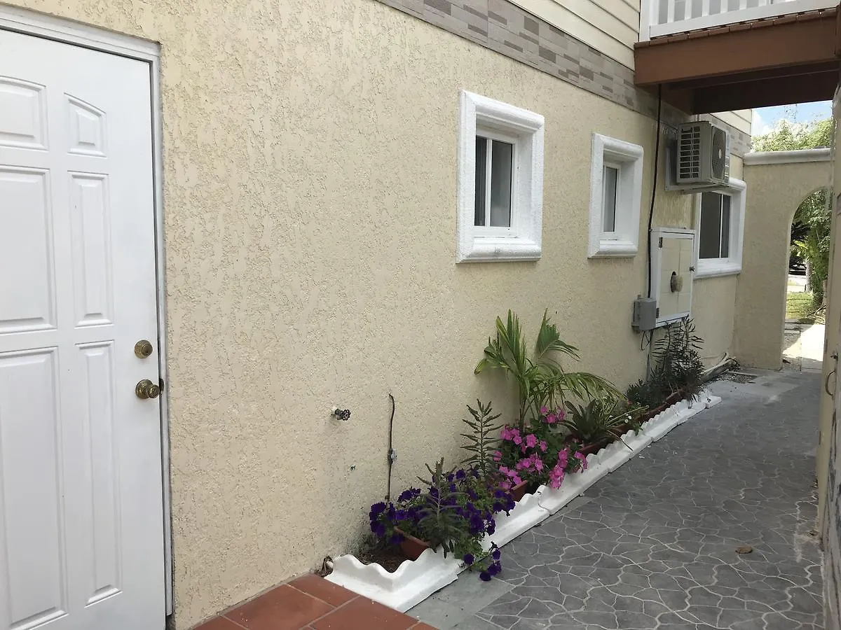 Winton Retreat Studio Apartment Nassau 0*,
