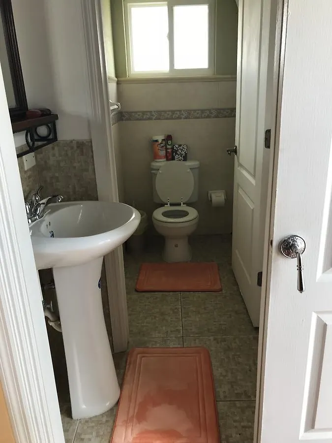 Winton Retreat Studio Apartment Nassau