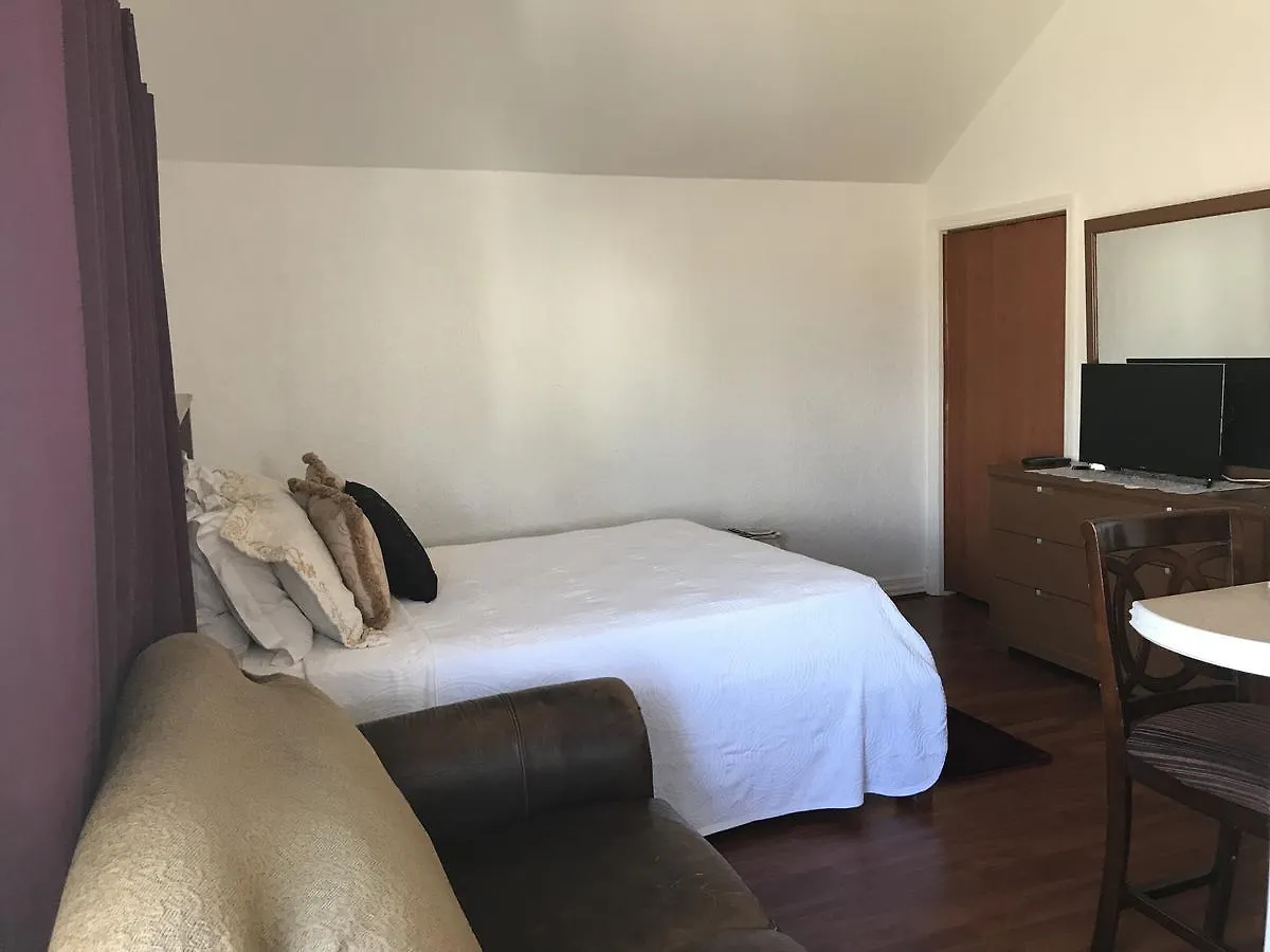 Winton Retreat Studio Apartment Nassau