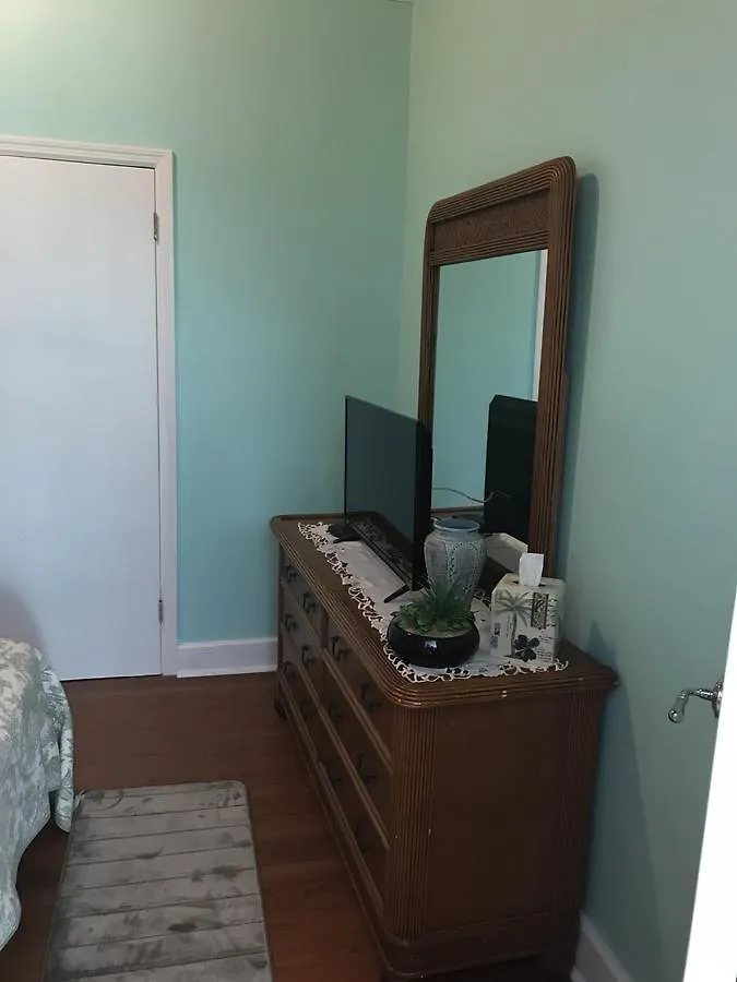 Winton Retreat Studio Apartment Nassau