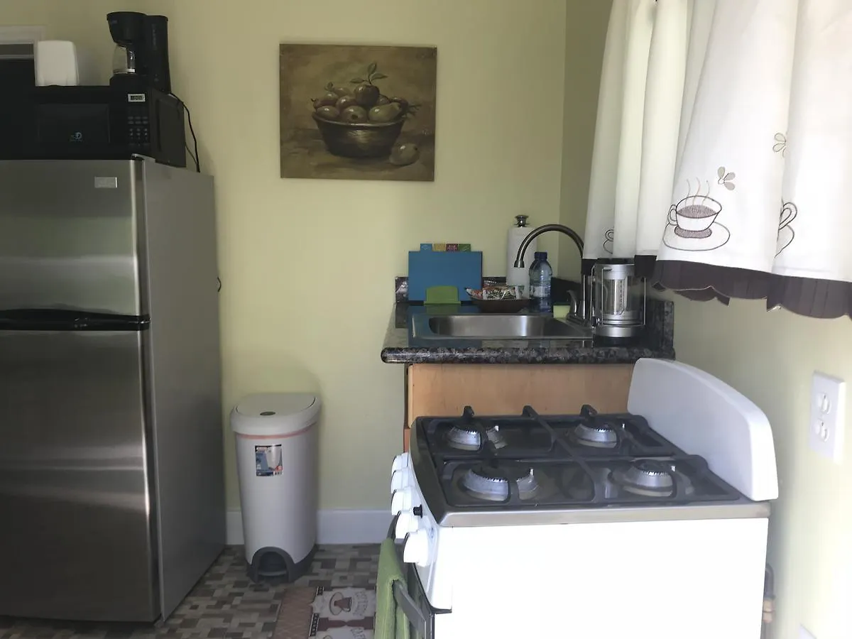 Winton Retreat Studio Apartment Nassau