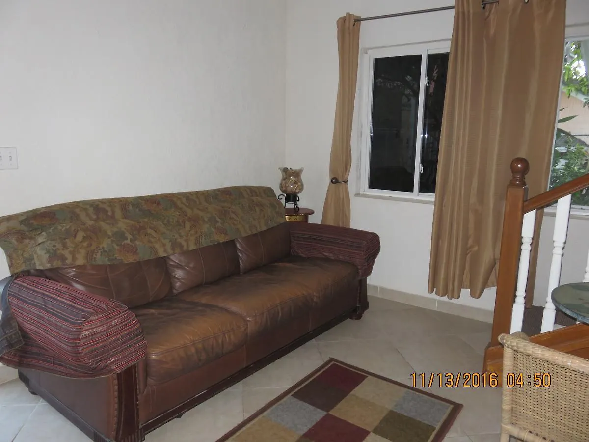 Winton Retreat Studio Apartment Nassau