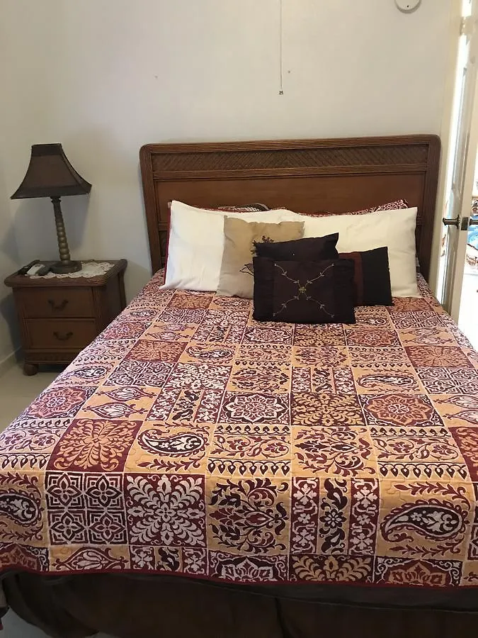 Winton Retreat Studio Apartment Nassau Bahamas